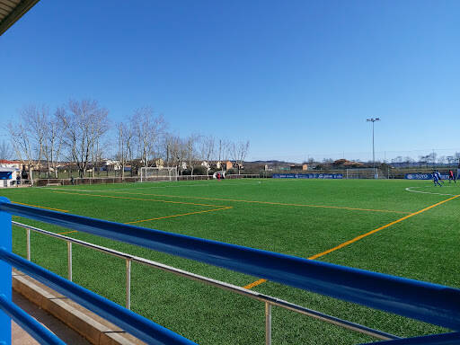 Campo De Fútbol Municipal “El Mendaviés” De Mendavia.