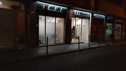 centro modle Centre D'Estudis D'Idiomes Cei
