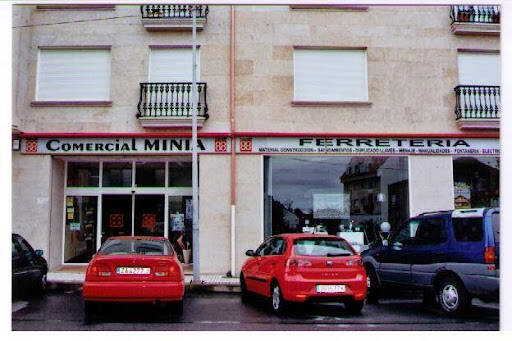 Comercial Minia - Cadena88