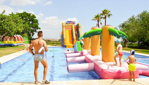 centro modle Cursos De Verano · Summer Course